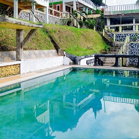 Villa Kampus Near Taman Safari Cisarua Puncak Redpartner بوكور المظهر الخارجي الصورة