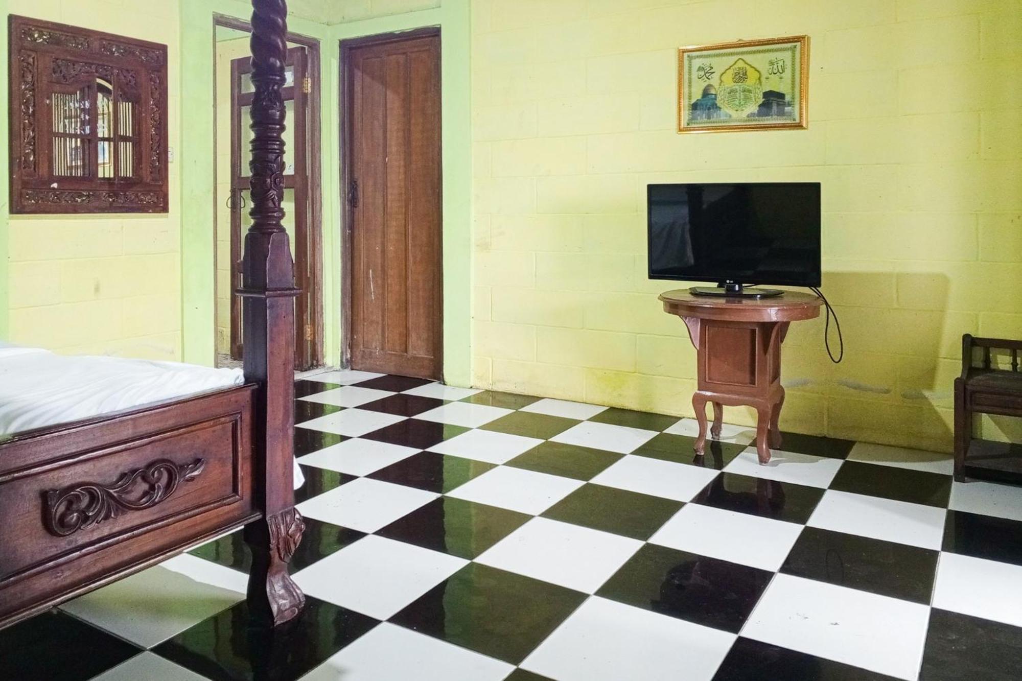Villa Kampus Near Taman Safari Cisarua Puncak Redpartner بوكور المظهر الخارجي الصورة
