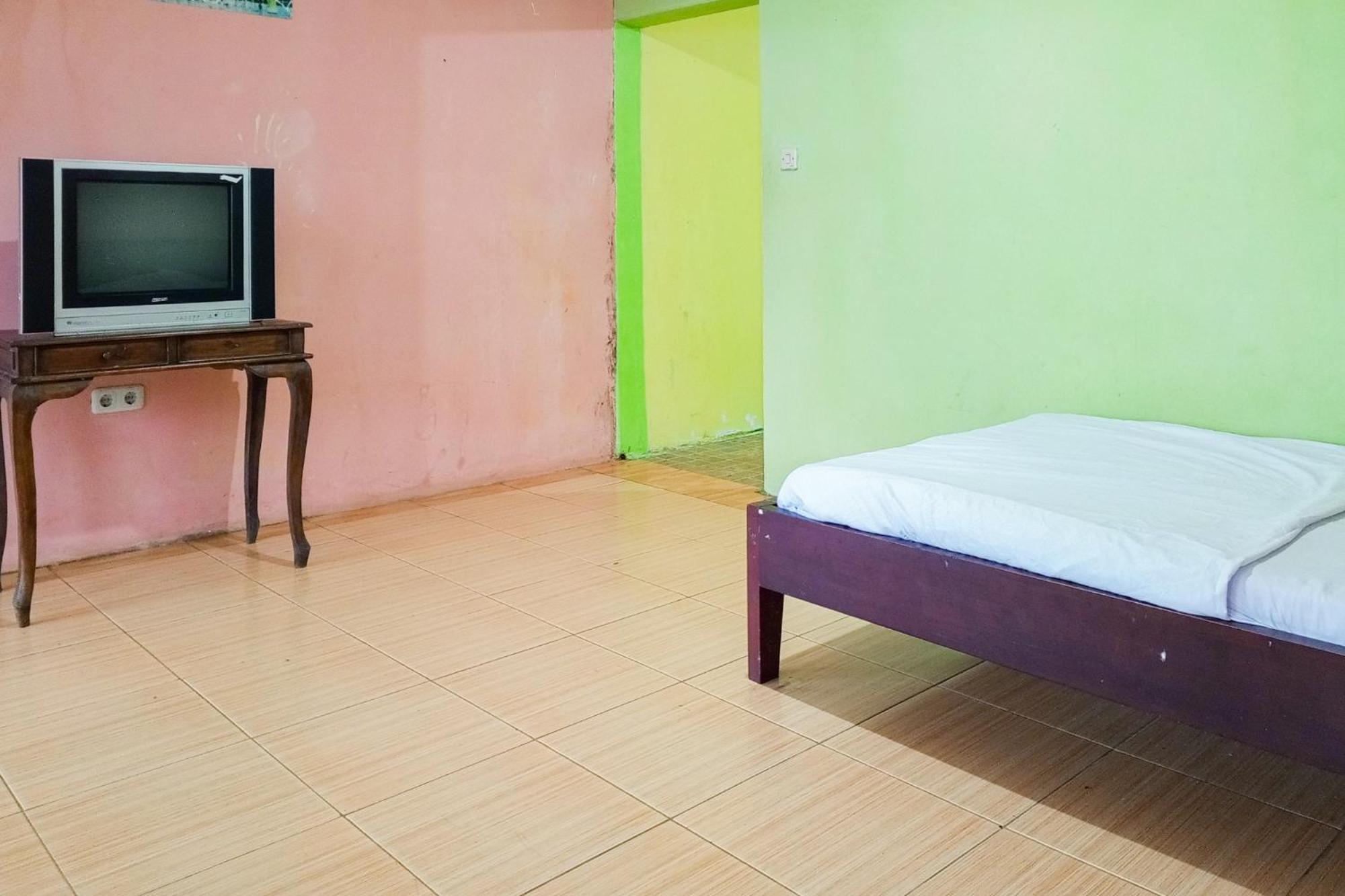 Villa Kampus Near Taman Safari Cisarua Puncak Redpartner بوكور المظهر الخارجي الصورة