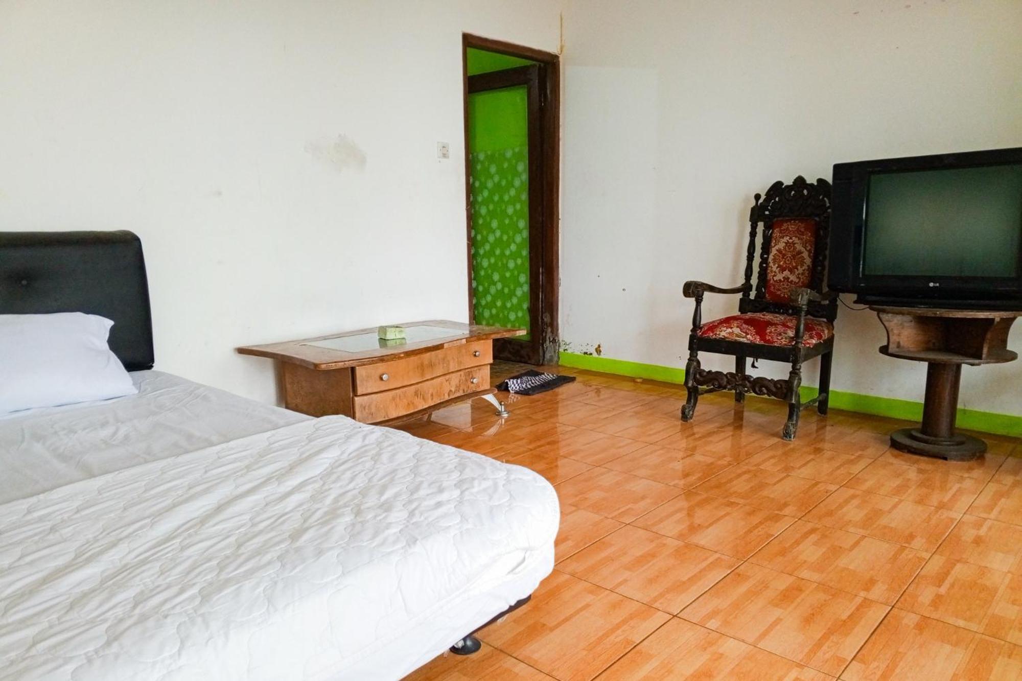 Villa Kampus Near Taman Safari Cisarua Puncak Redpartner بوكور المظهر الخارجي الصورة