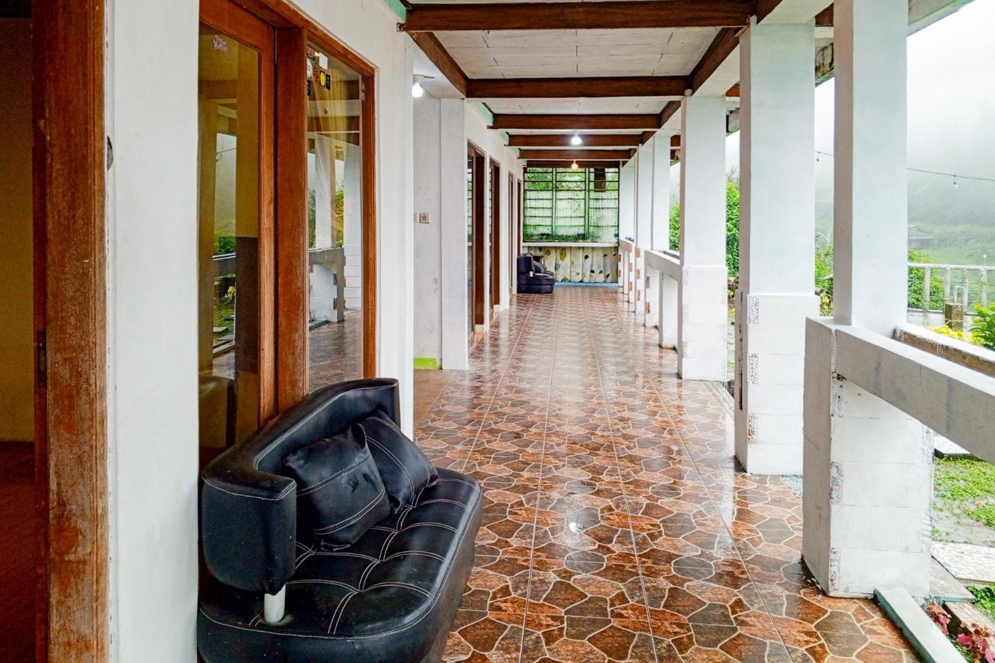 Villa Kampus Near Taman Safari Cisarua Puncak Redpartner بوكور المظهر الخارجي الصورة